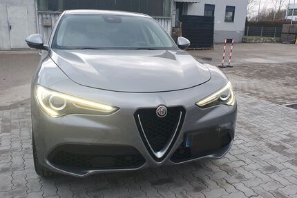 Alfa Romeo Stelvio 72.300 km 23.000 &euro; Neuhofen 67141