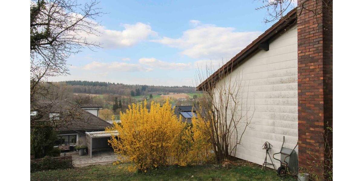 Einfamilienhaus Eschelbronn - 8 Zimmer, 265 m&sup2;, 439.000&euro; | Angebot:26427810