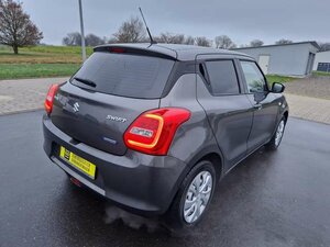 Suzuki Swift 1.2 Dualjet Hybrid Club AHK M+S 70.345 km 11.850 &euro; Obrigheim-Asbach 74847