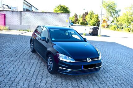 VW Golf 94.000 km 9.900 &euro; Oggersheim 67071