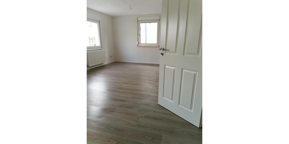 Maisonettenwohnung Schifferstadt - 4 Zimmer, 110 m&sup2;, 1.000&euro; | Angebot:26341522