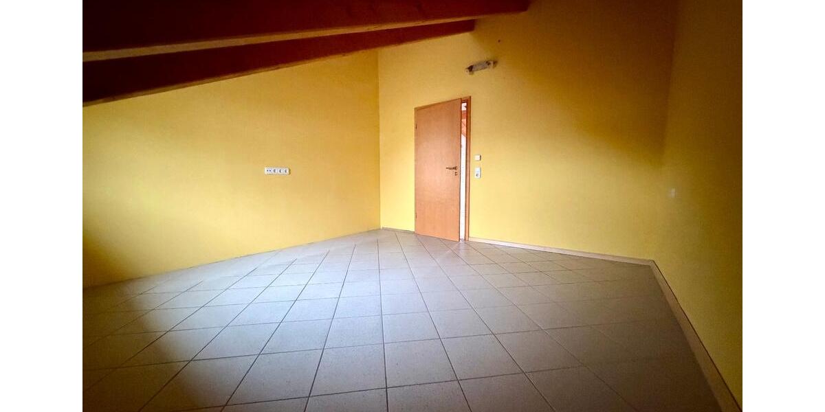 Dachgeschoßwohnung Wald-Michelbach Michelbach - 4 Zimmer, 115 m&sup2;, 900&euro; | Angebot:24741843