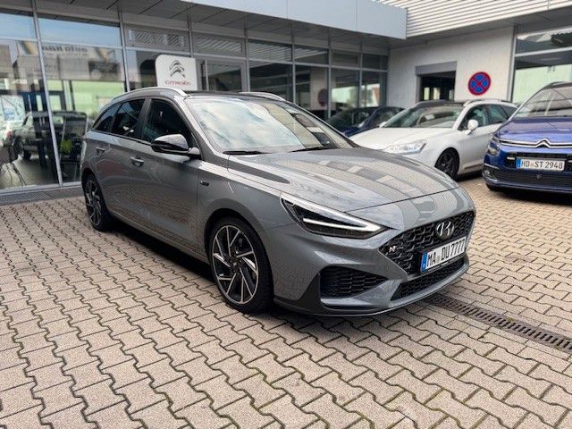 Hyundai i30 53.237 km 21.299 € Mannheim 68309