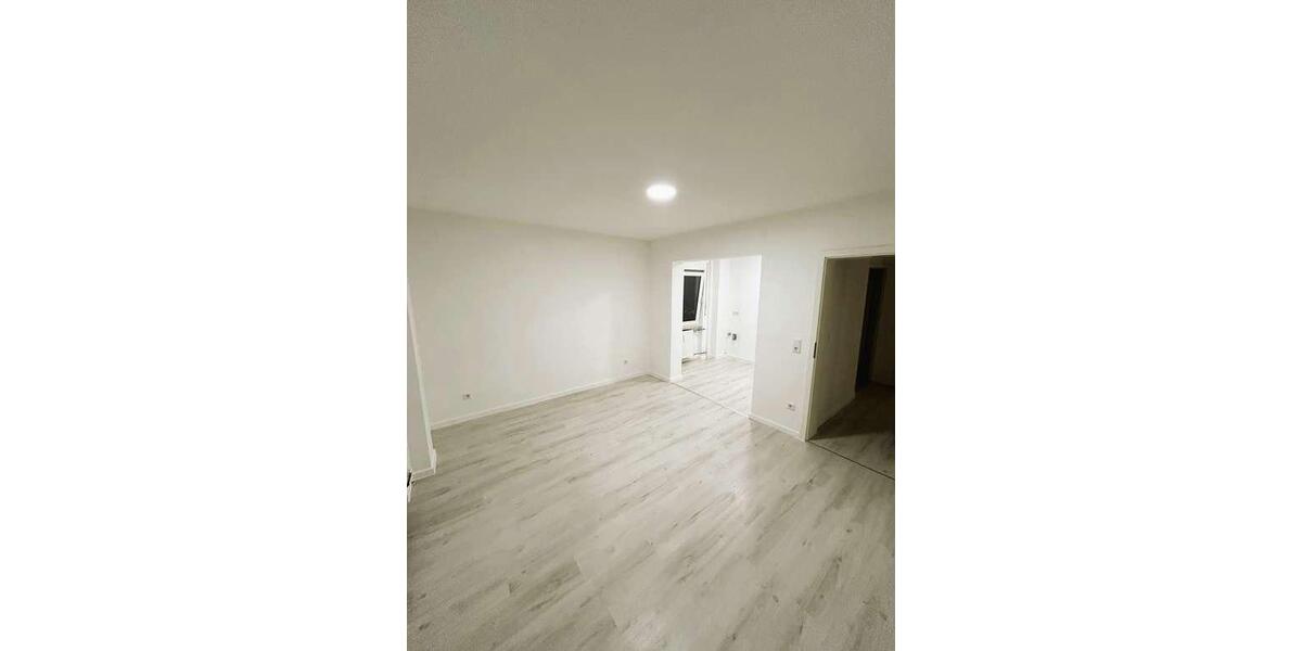 Erdgeschoßwohnung Eberbach - 4.5 Zimmer, 137 m&sup2;, 1.100&euro; | Angebot:26413356