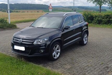 VW Tiguan 162.500 km 14.495 &euro; Helmstadt-Bargen 74921