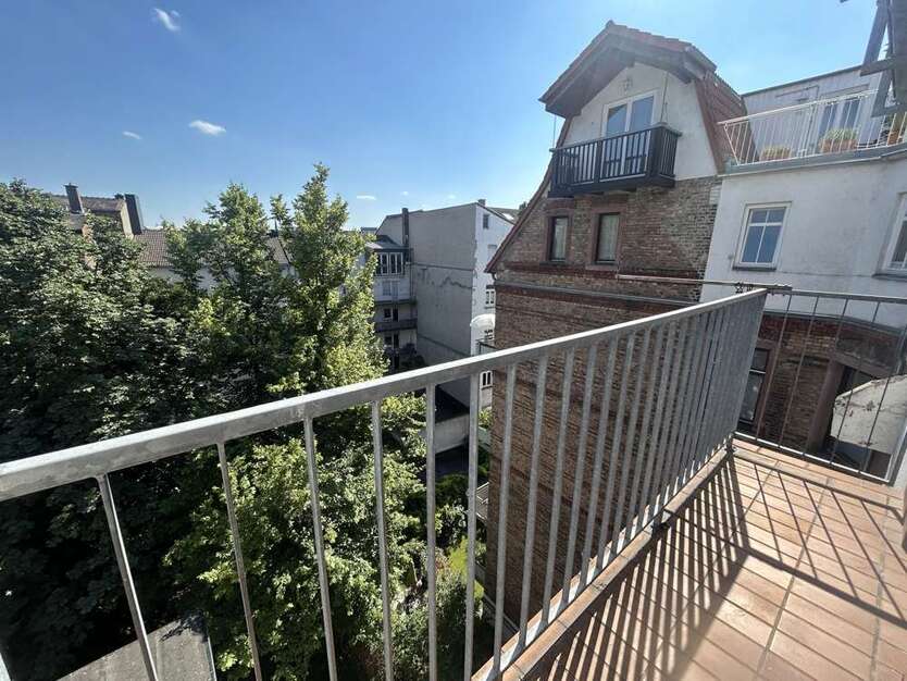 Wohnung zum Mieten in MannheimOststadt 1.050 € 92 m²