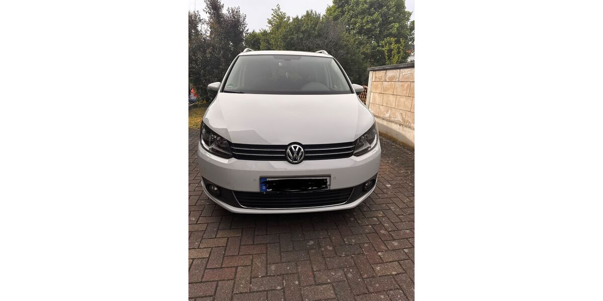 VW Touran 118.200 km 8.999 &euro; Walldorf 69190