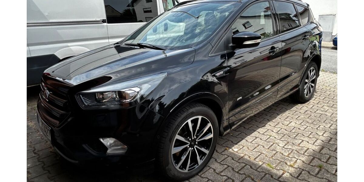 Ford Kuga 143.000 km 13.900 &euro; Viernheim 68519
