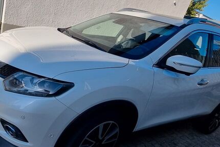 Nissan X-Trail 126.000 km 15.600 &euro; Oberhausen-Rheinhausen 68794