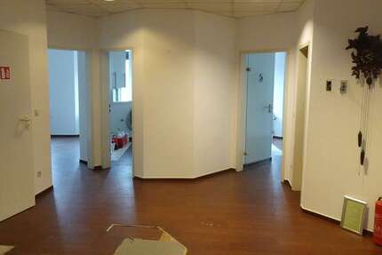 Büro in Heidelberg 1.920 € 90 m² zimmer