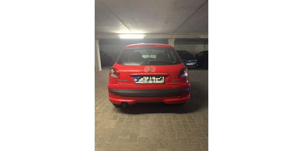 Peugeot 206 180.000 km 2.300 &euro; Hockenheim 68766