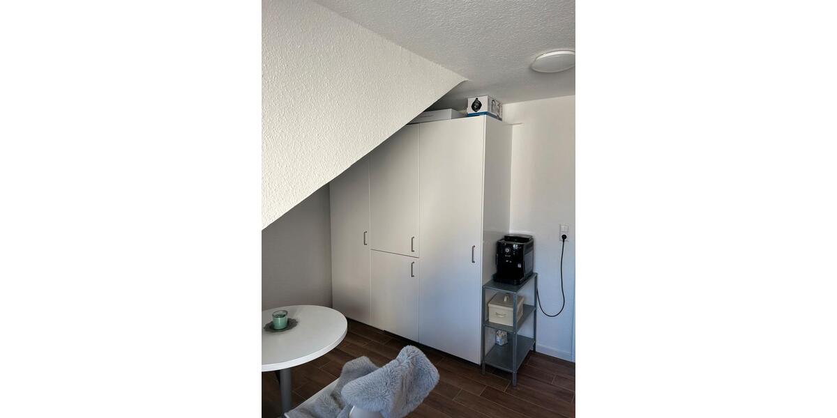 Dachgeschoßwohnung Wiesloch - 3 Zimmer, 70 m&sup2;, 814&euro; | Angebot:26147825