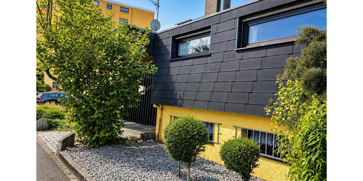 Villa Hockenheim - 15 Zimmer, 300 m&sup2;, 989.000&euro; | Angebot:26327588