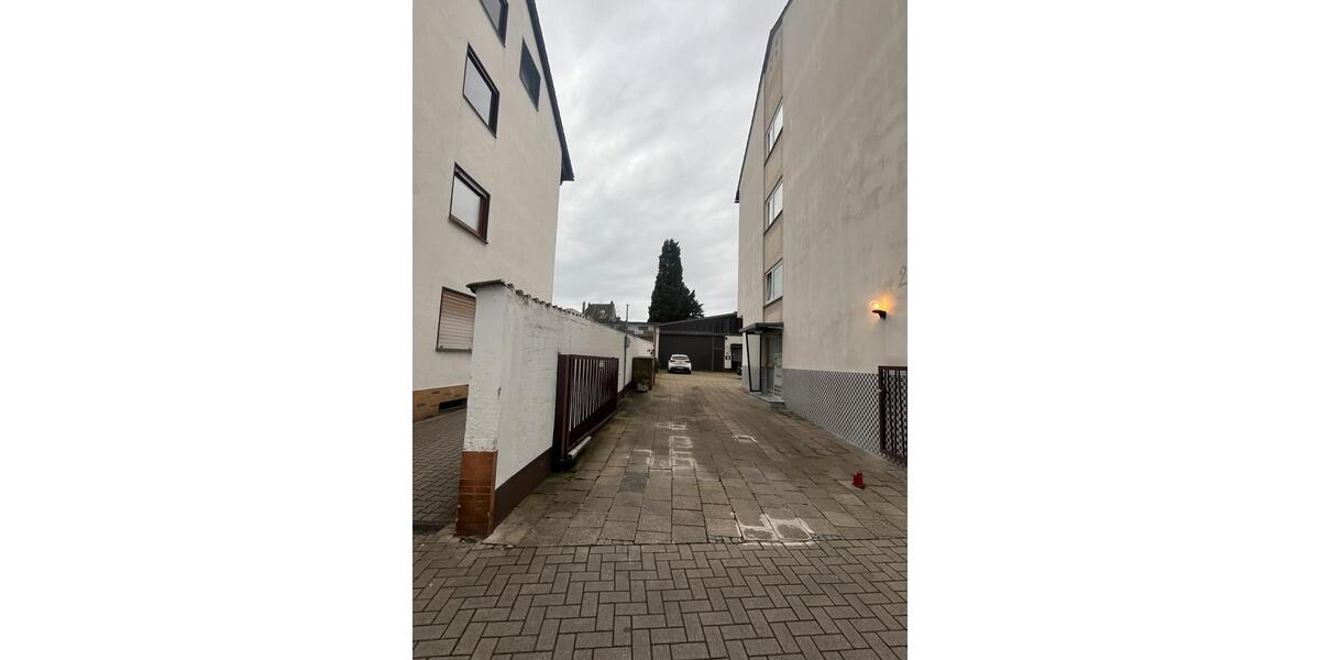 Lager mit große Büro in Ludwigshafen Mundenheim zu vermieten zimmer