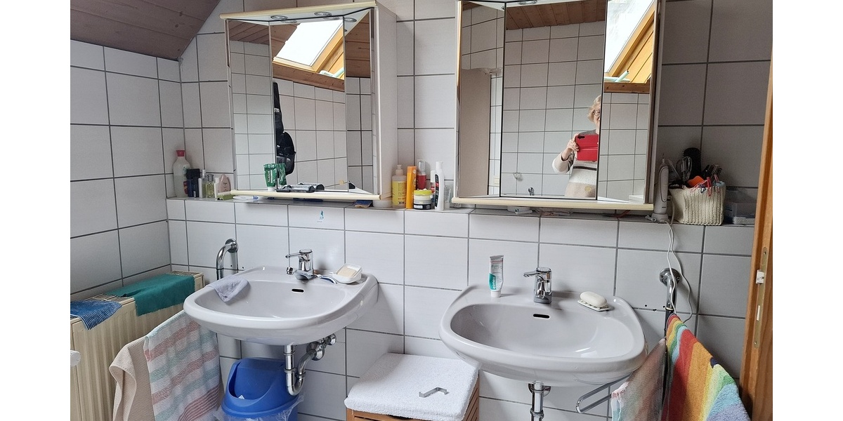 Geräumiges Haus in ruhiger, aber zentraler Lage - Doppelhaushälfte Schönau Schönau | Angebot:26745315