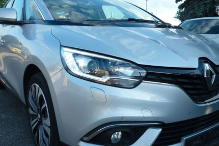 Renault Scenic 143.221 km 10.990 &euro; Mannheim 68199