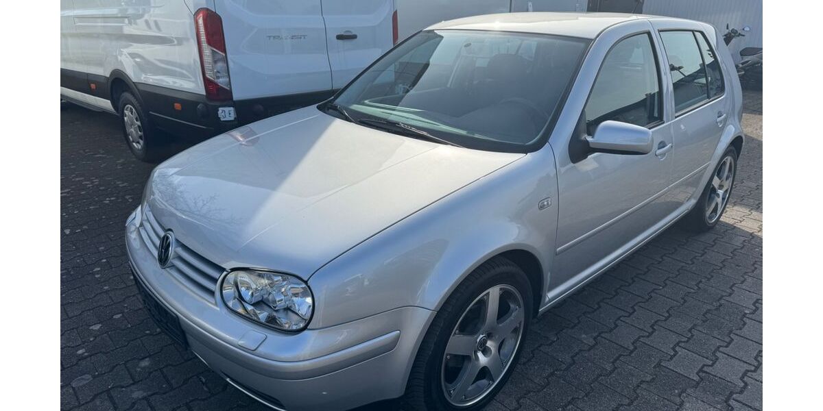 VW Golf 40.300 km 4.990 &euro; Lampertheim 68623