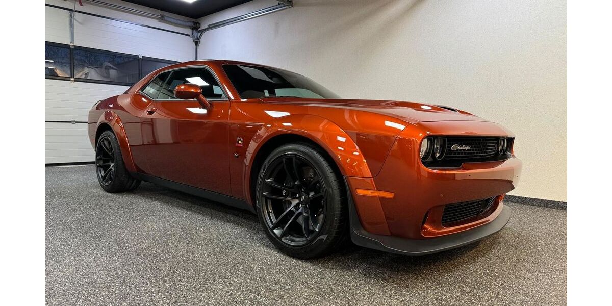 Dodge Challenger 29.611 km 57.600 &euro; Mannheim 68309