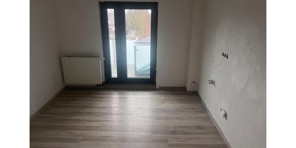 Etagenwohnung Lampertheim - 4 Zimmer, 95 m&sup2;, 1.100&euro; | Angebot:25131798