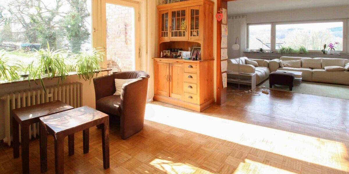 Einfamilienhaus Eschelbronn - 8 Zimmer, 265 m&sup2;, 439.000&euro; | Angebot:26427810