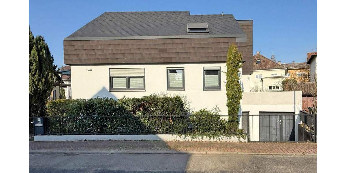 Einfamilienhaus Hockenheim - 8 Zimmer, 233 m&sup2;, 825.000&euro; | Angebot:25862686