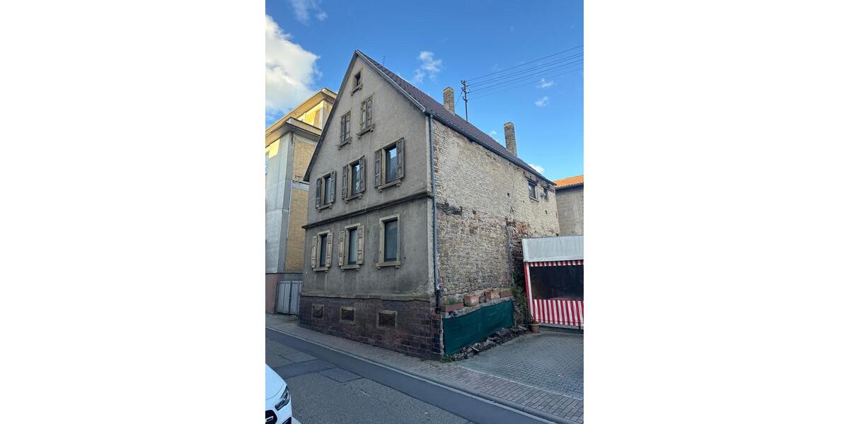 Einfamilienhaus Leimen - 6 Zimmer, 162 m&sup2;, 215.000&euro; | Angebot:27097348
