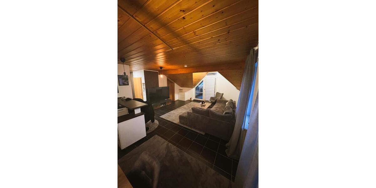 Dachgeschoßwohnung Ludwigshafen am Rhein Rheingönheim - 3 Zimmer, 75 m&sup2;, 900&euro; | Angebot:24563094