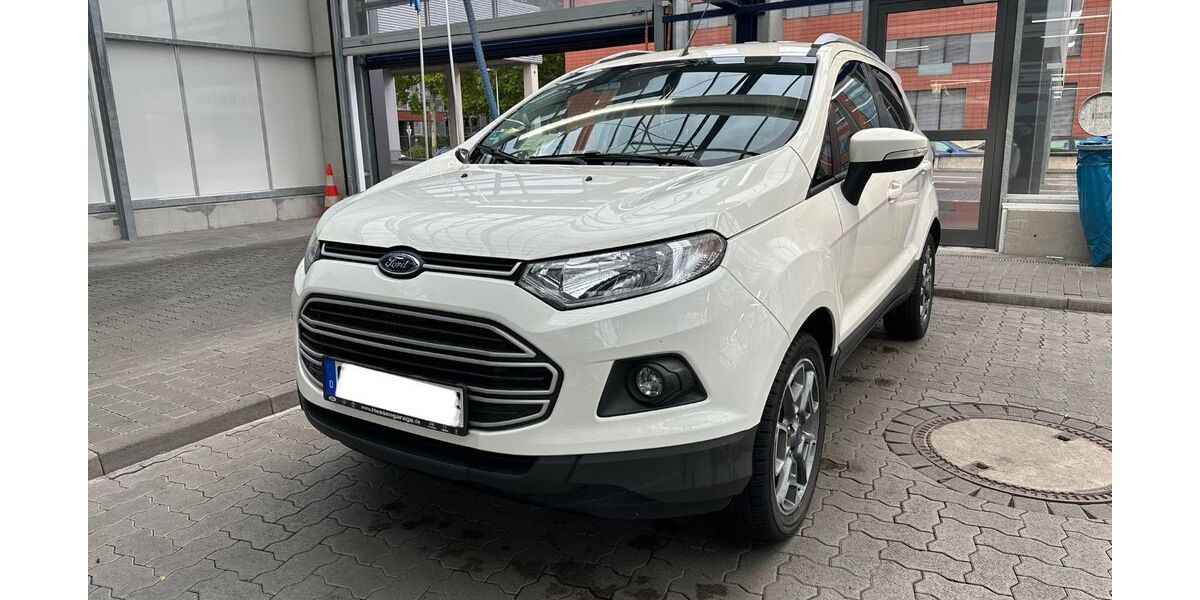 Ford EcoSport 2.100 km 11.800 € Frankfurt 60322