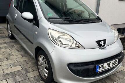 Peugeot 107 112.236 km 3.400 € Reilingen 68799