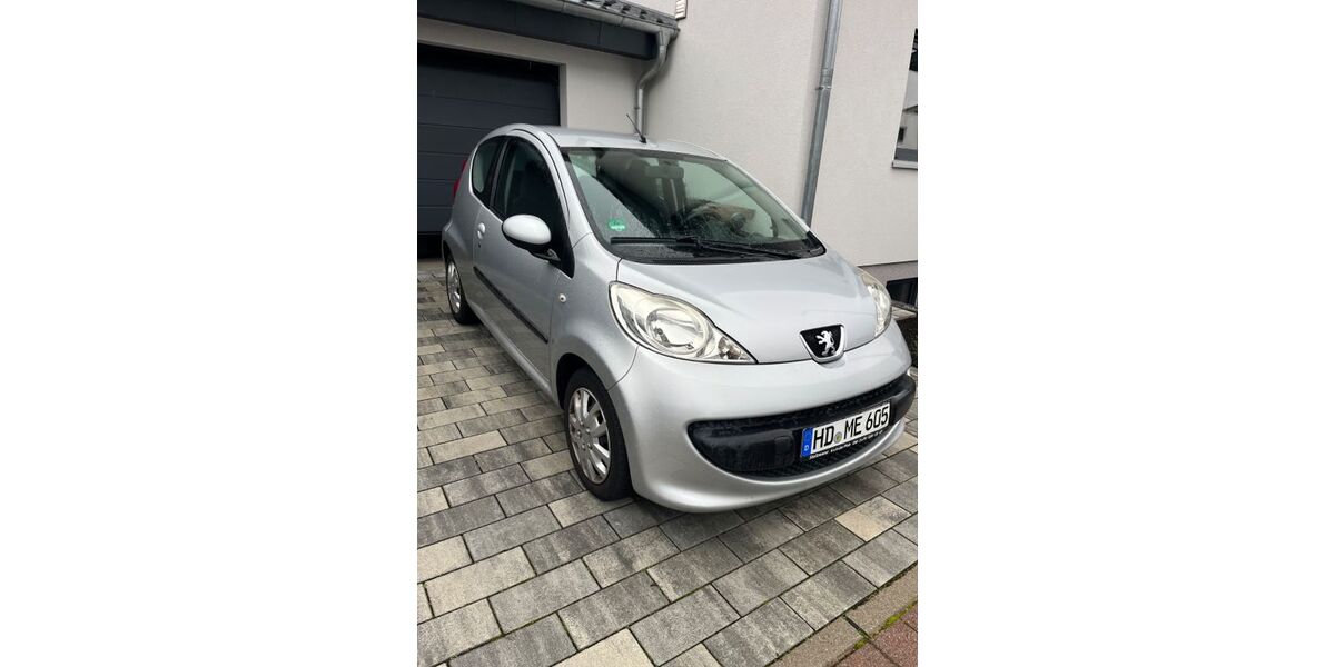 Peugeot 107 112.236 km 3.400 € Reilingen 68799