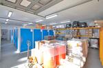 Lagerhalle mit ca. 230 qm Lagerfläche, Büro mit ca. 40 qm und Außenfläche ca. 250 qm zimmer