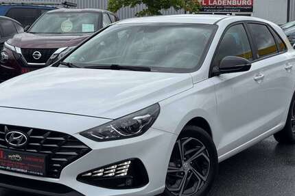 Hyundai i30 135.947 km 13.450 &euro; Ladenburg 68526