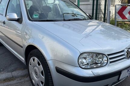 VW Golf 119.000 km 4.900 &euro; Mannheim 68199