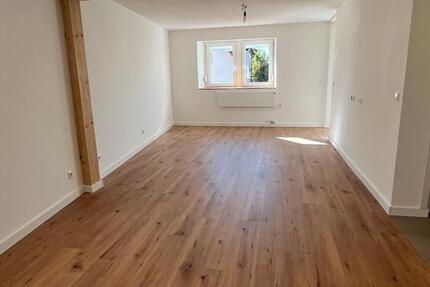 Haus Malsch - 3.5 Zimmer, 108 m&sup2;, 1.450&euro; | Angebot:26409632