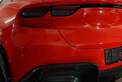 Ferrari Purosangue 45 km 606.900 &euro; Schwarzach 74869