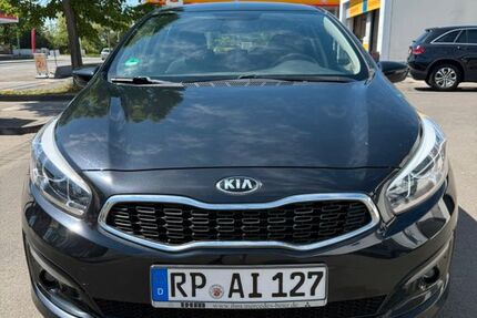 Kia ceed / Ceed 117.000 km 7.999 &euro; Ludwigshafen am Rhein 67067