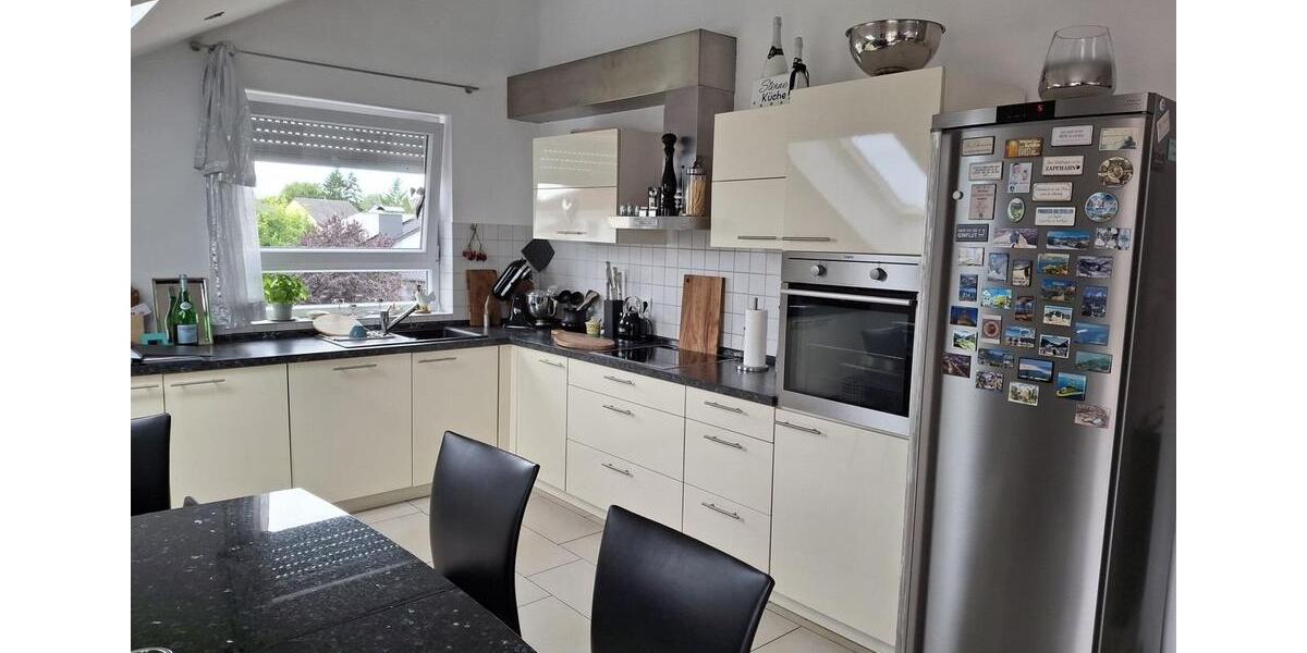 Dachgeschoßwohnung Lorsch - 3 Zimmer, 93 m&sup2;, 1.200&euro; | Angebot:26692925
