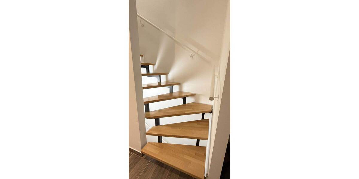 Reihenmittelhaus Neckarsteinach - 5 Zimmer, 145 m&sup2;, 595.000&euro; | Angebot:25716372