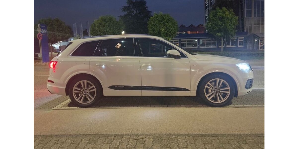 Audi Q7 290.000 km 22.900 € Speyer 67346
