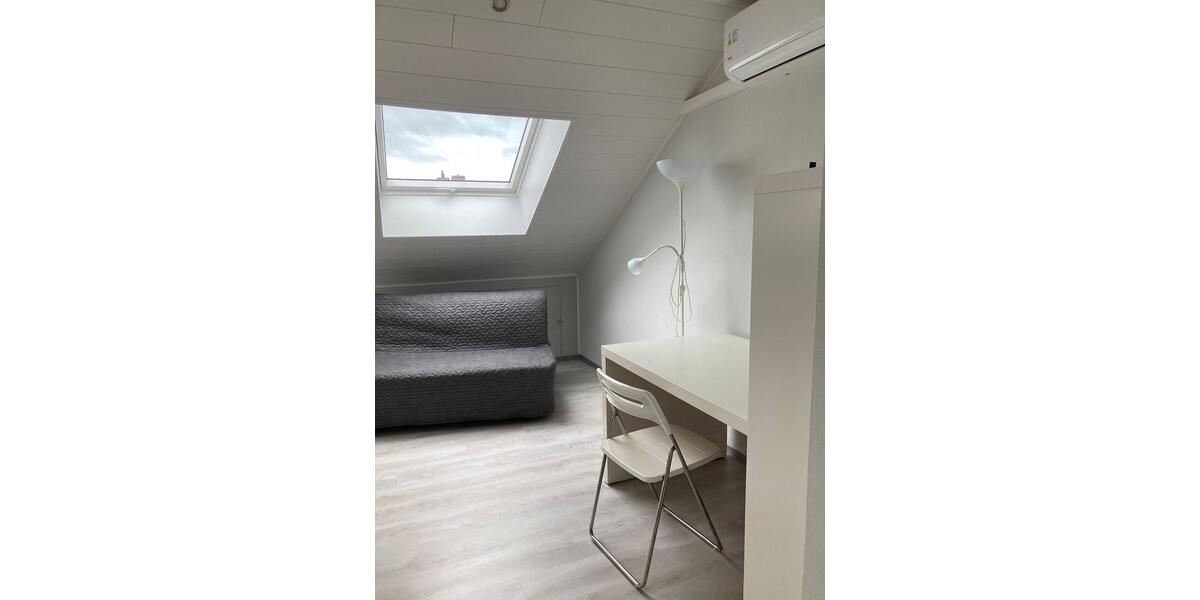 Dachgeschoßwohnung Heddesheim - 1 Zimmer, 30 m&sup2;, 550&euro; | Angebot:25995010
