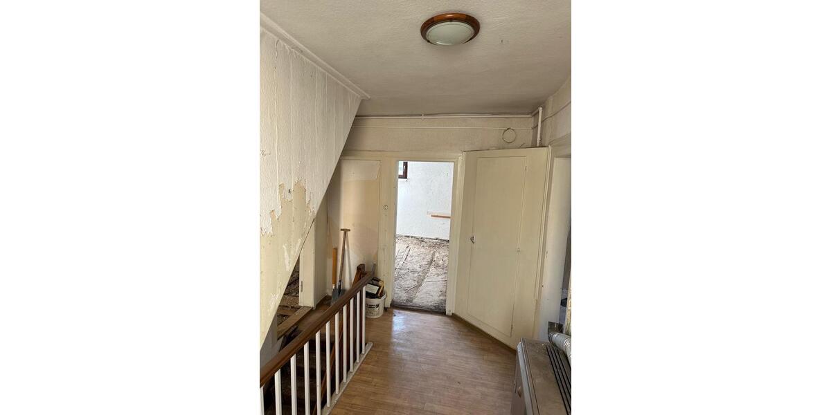 Haus im Sanierungsgebiet 6 zimmer