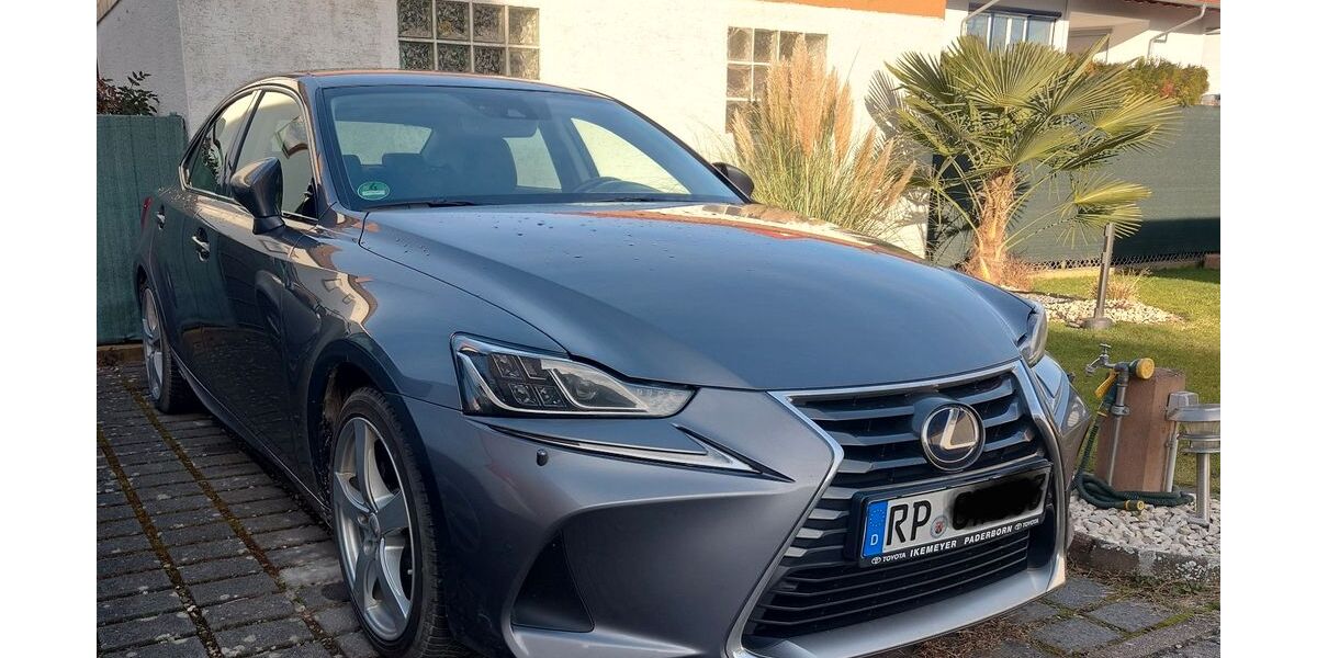 Lexus IS 300 85.000 km 31.000 &euro; Speyer 67346