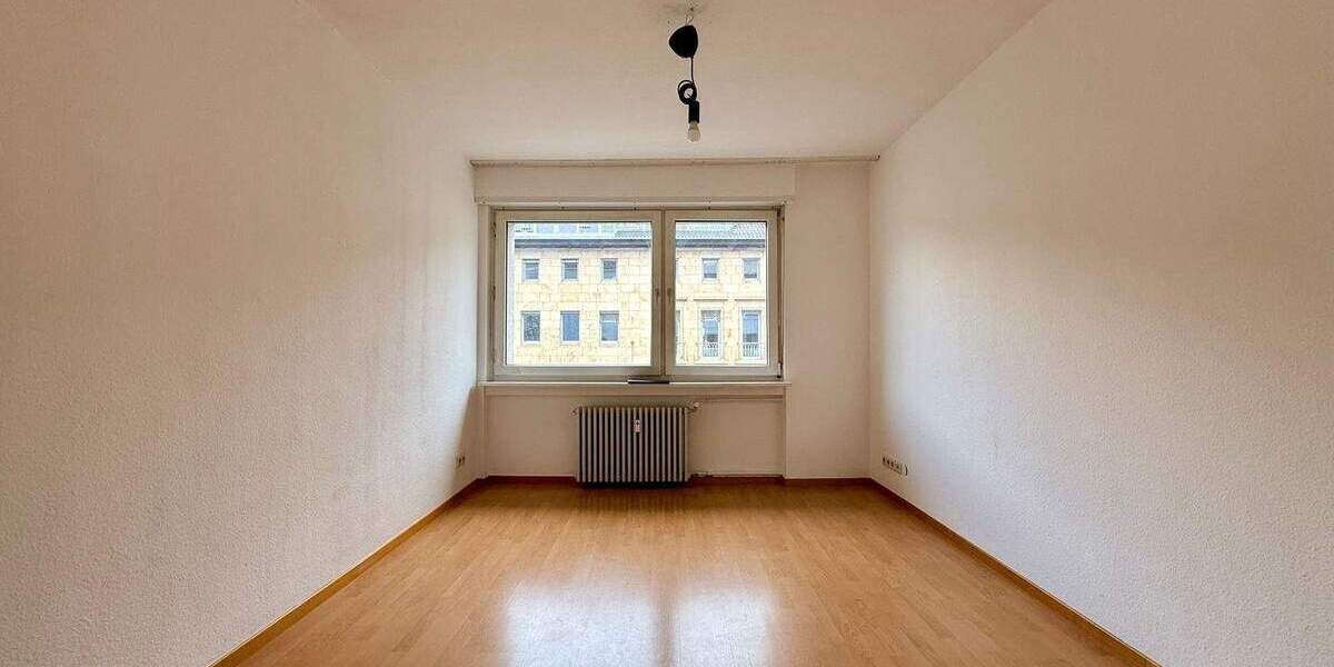Etagenwohnung Mannheim Quadrate - 3 Zimmer, 100 m&sup2;, 1.000&euro; | Angebot:25630917