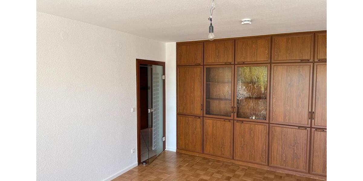 Etagenwohnung Viernheim - 4 Zimmer, 98 m&sup2;, 1.175&euro; | Angebot:26403867