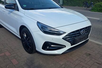 Hyundai i30 131.000 km 9.990 &euro; Oftersheim 68723