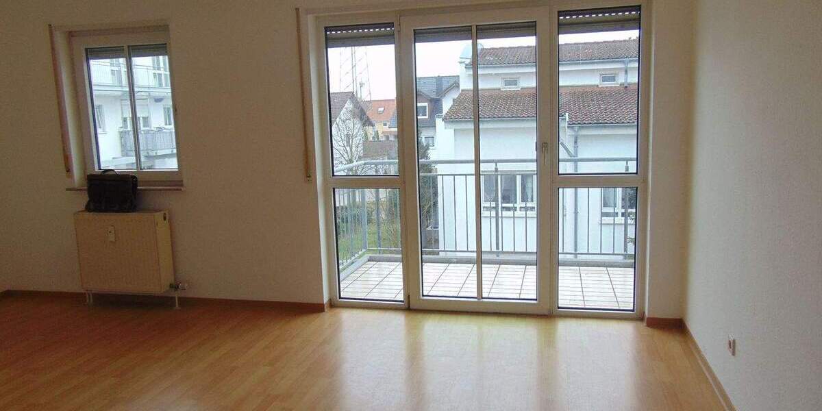 Etagenwohnung Ketsch - 3 Zimmer, 77 m&sup2;, 850&euro; | Angebot:26332273