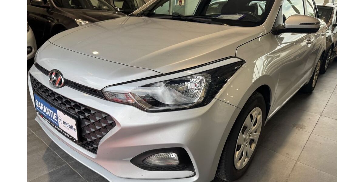 Hyundai i20 88.000 km 9.990 &euro; Ludwigshafen am Rhein 67059