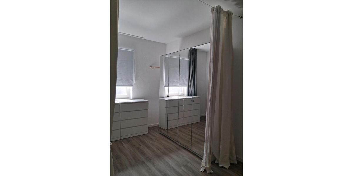 Erdgeschoßwohnung Weinheim - 2 Zimmer, 66 m&sup2;, 880&euro; | Angebot:26693308