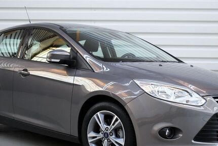 Ford Focus 71.000 km 7.490 &euro; Forst 76694