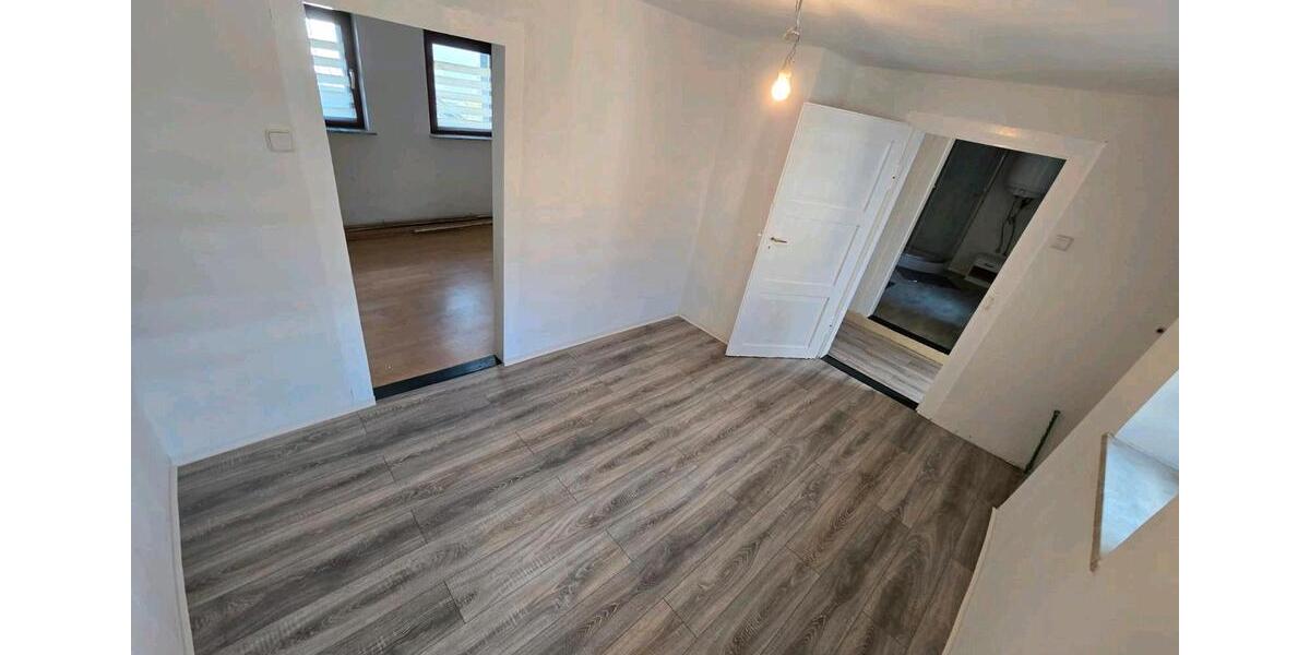 Reihenhaus Östringen - 5 Zimmer, 100 m&sup2;, 300.000&euro; | Angebot:26976415